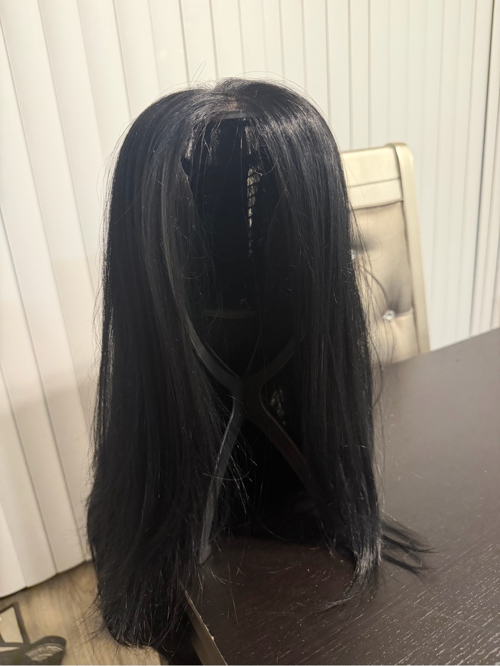 Black Women's Straight Lace Front Wig - Classic Shine